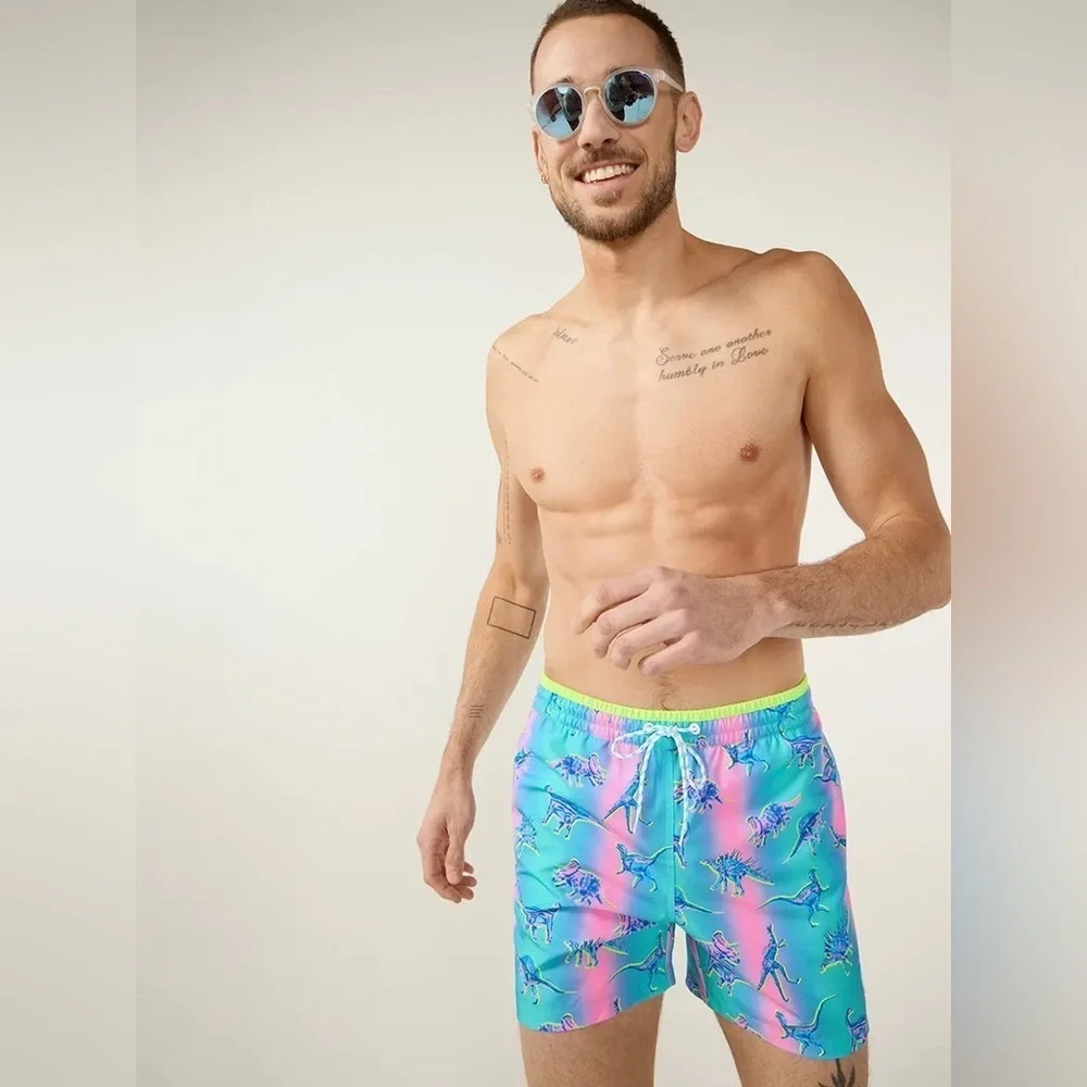 Chubbies Magic Print Classic Swim Trunk in Dino Delights. NWT!